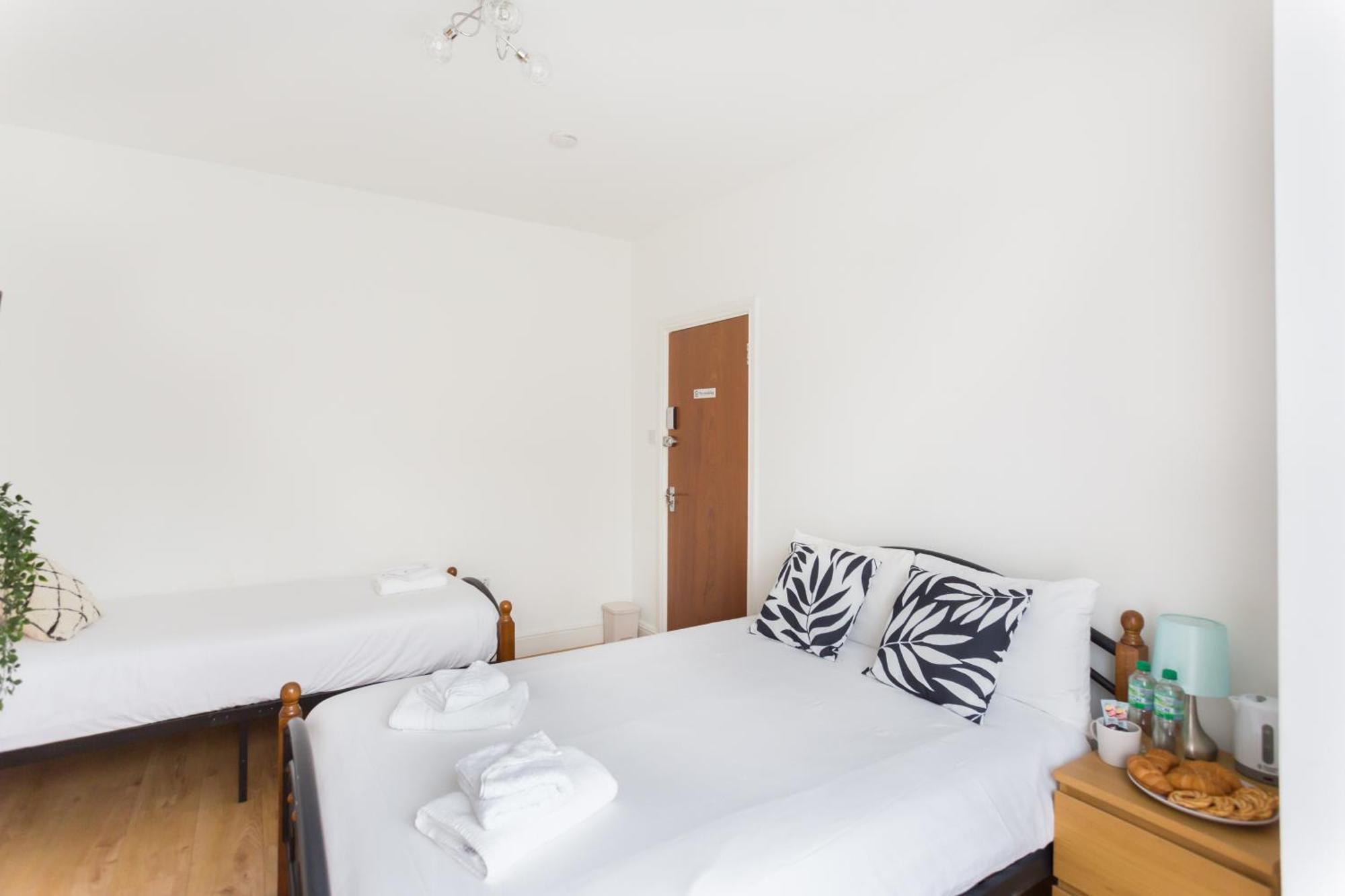 Сasa de vacaciones Wood Budget - Next To Mall & Metro Station - 10 Min To Center Londres